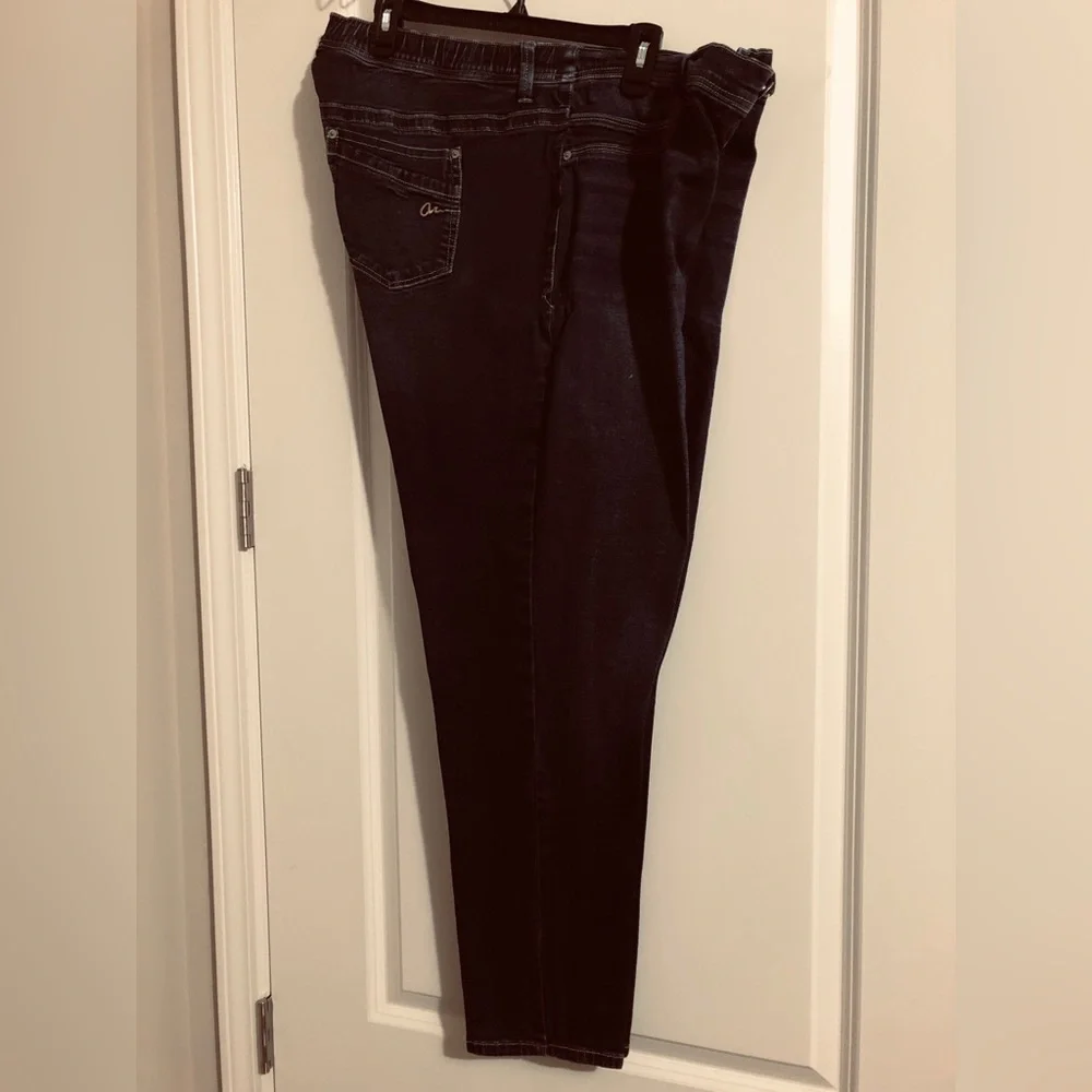 American Rag Deep Indigo Jeans - Picture 1 of 15